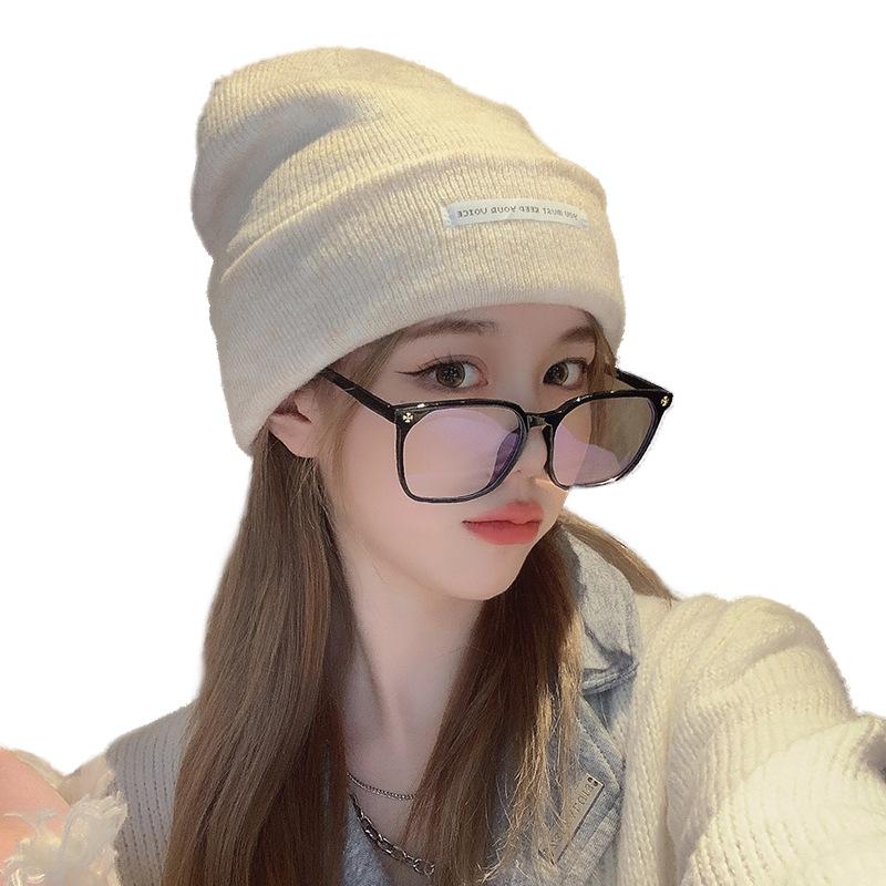 Face Showing Small Ing Personality Warm Knitted Hat for Women Breathable Ear Protection Travel and Play Fashion Korean Version of Men's Wool Hat