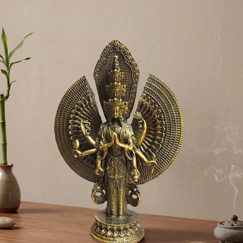 Tibetan Buddhist Thousand-Armed Avalokiteshvara Bodhisattva Retro Bronze Statue For Home Worship Display Craft Ornament