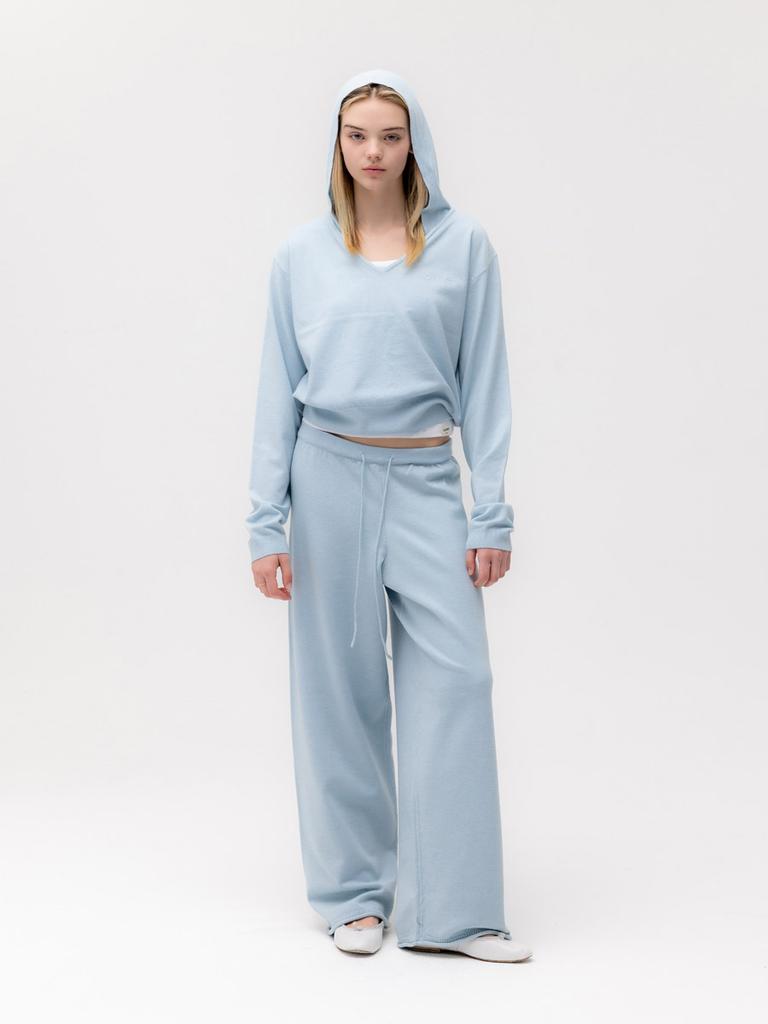 GLOWNY G Hug V-Neck Knit Hoodie (Baby Blue)