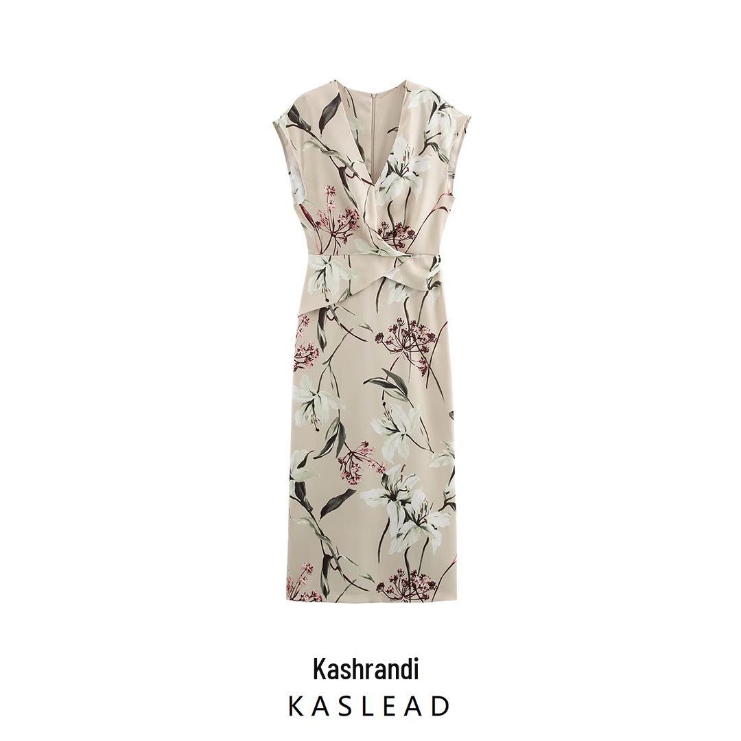 

2025 Spring Women s Floral Print V-Neck Short Sleeve Dress - European & American Style Small