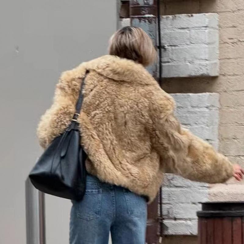 Dámský 2025 Kudrnatý Střižní Kabát - Nový Horký Styl