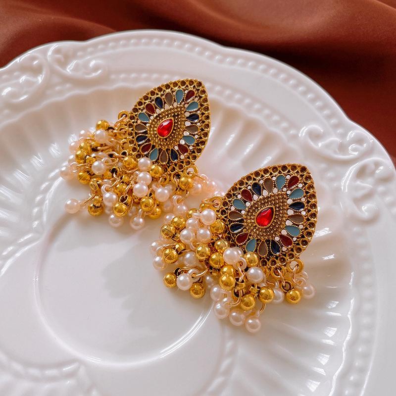 Medieval vintage earrings, court style niche high-end stud earrings Internet celebrity retro earrings jewelry women