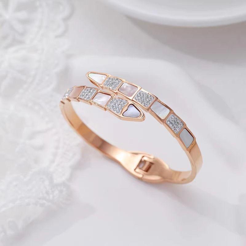 Snake-shaped Rose Bracelet, Feminine High-end Temperament, Mother-of-pearl Cold Style