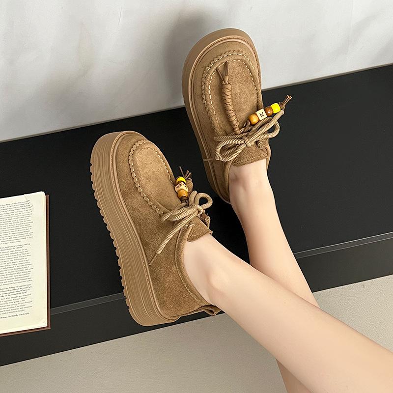 Women's Beaded Decoration Retro Commuter Thick Bottom Height Increase Comfortable Lightweight Enhance Temperament Retro Not Tired Feet Casual Sneakers