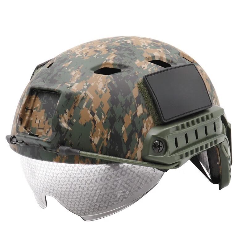 Tactical Camouflage Helmet with Goggles