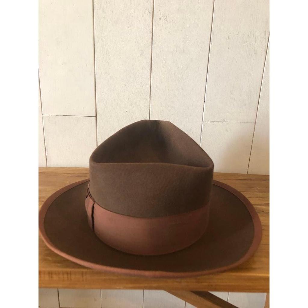 Used mallory cravenetted hat 58 stetson