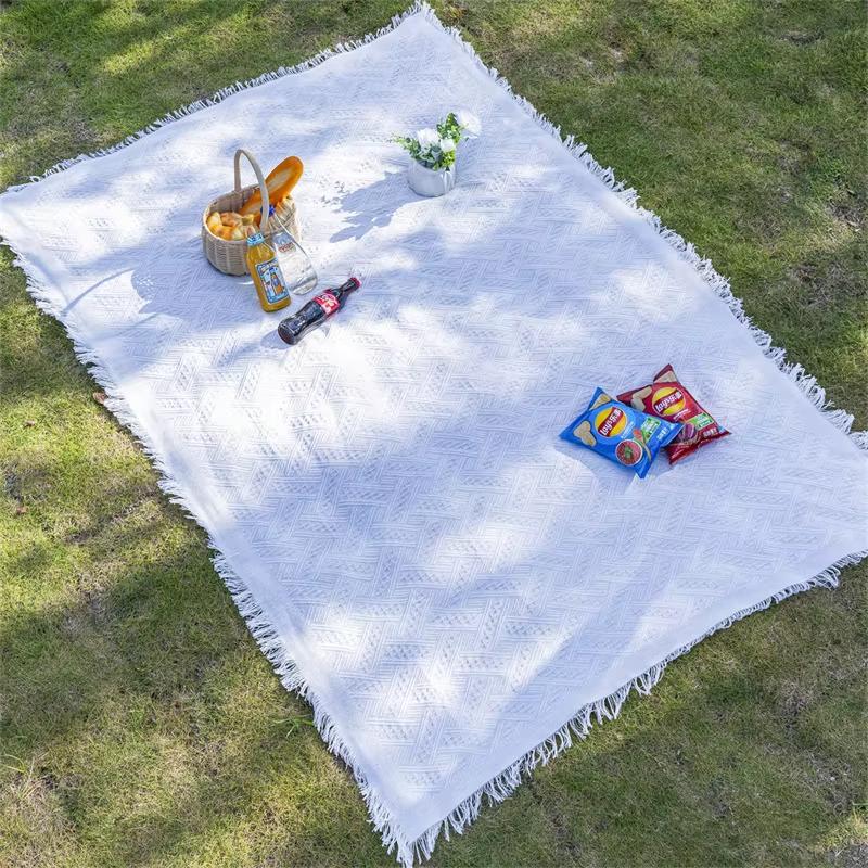 Picnic Mat Blanket Extra Large Waterproof Foldable Four Seasons Outdoor Blanket for Camping Barbecue Park Beach