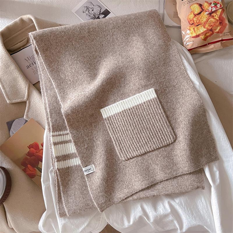 Taschenschal Ein karierter und gestreifter Wollmischschal für Damen im Herbst und Winter Vielseitig für Studenten und Paare Ein warmer Doppelfunktionsschal Trendig