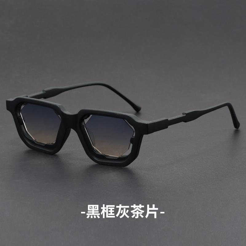

New in 2026 Popular Sun Shades Fashion Sunglasses Men Outdoor Y2k Women Sunglasses Vintage Women s Eyepieces Luxury Designer Men