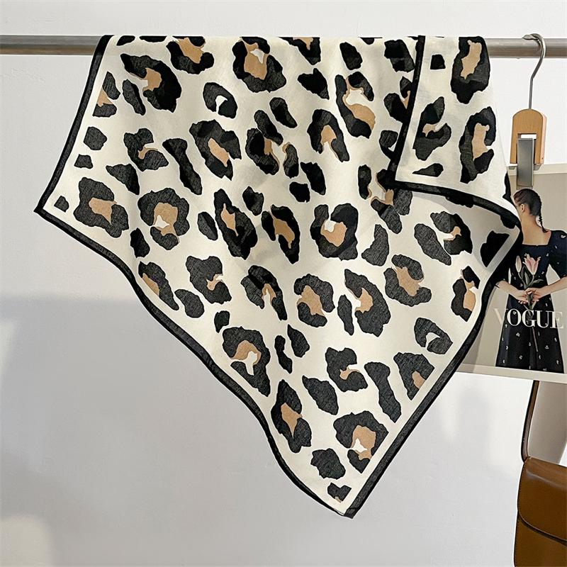 Summer Elegant Women 68cm Cotton Feeling Square Hair Scarf Dot Print Beach Stoles Hijab Shawl Wraps Bandana Echarpe