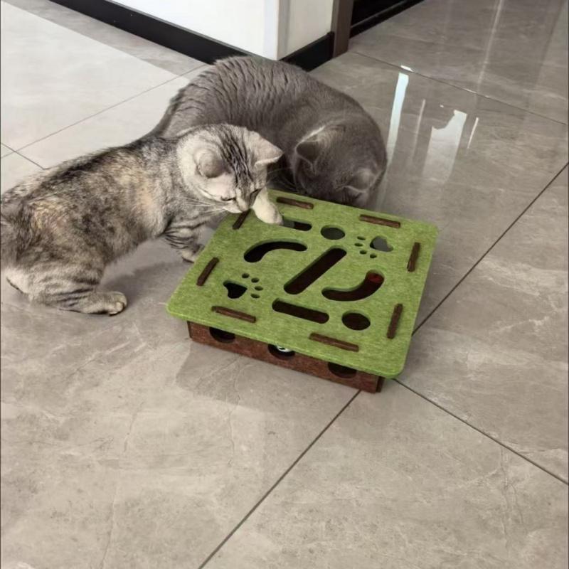 Cat Toy Self-Entertainment Pet Maze Hole-Punching Felt Box Teasing Cat Bell Ball