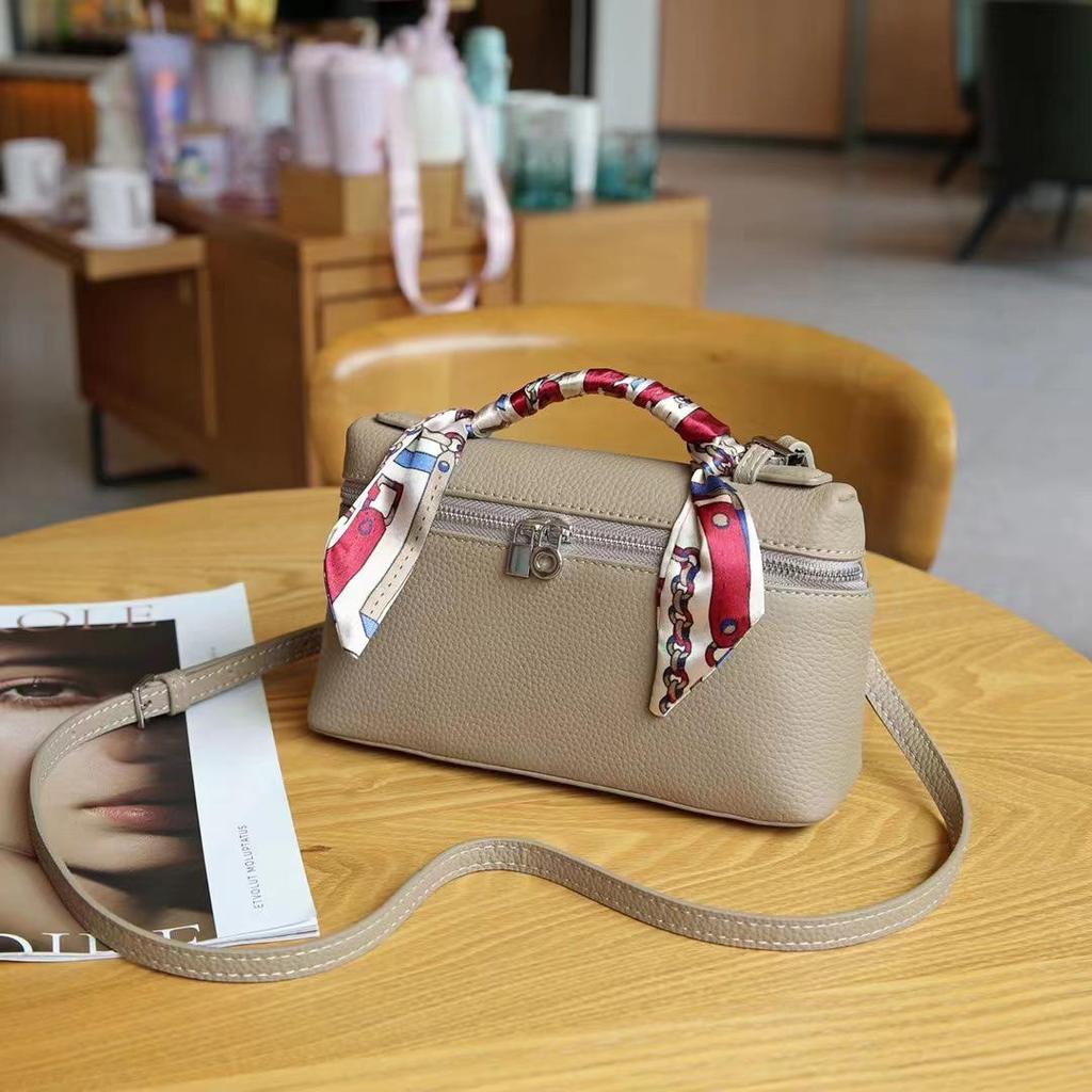 2023 New Women's Cowhide Box Bag: Stylish Hand-Held Cosmetic Shoulder Messenger Bag