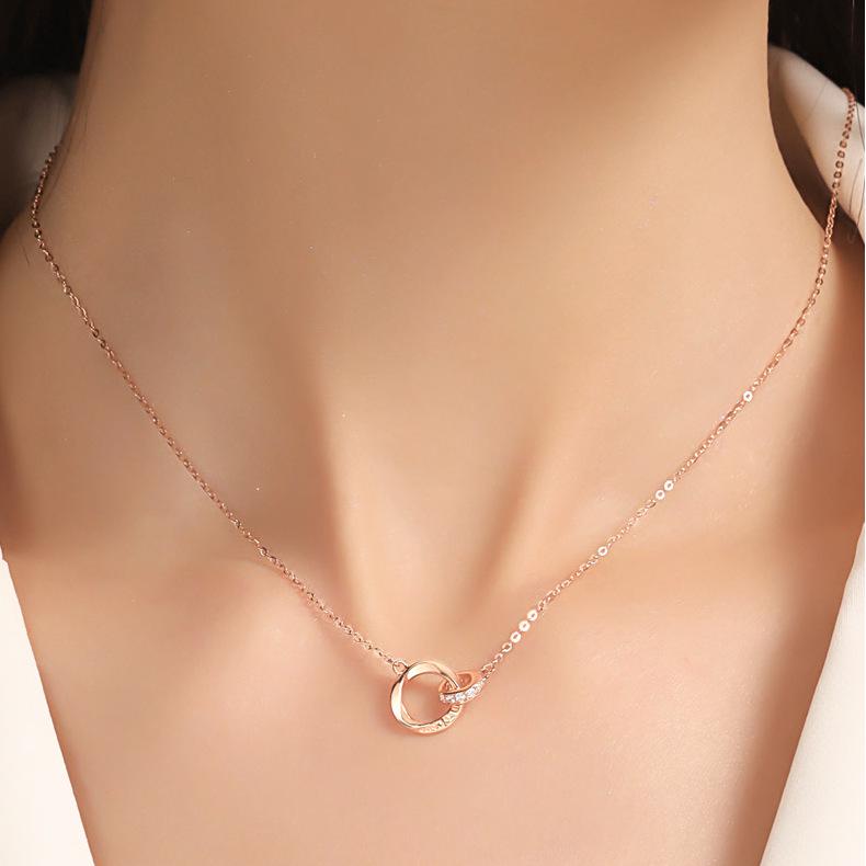 Korean Möbius Ring Necklace - Women's Summer Light Luxury 2022, Niche Design Clavicle Chain.