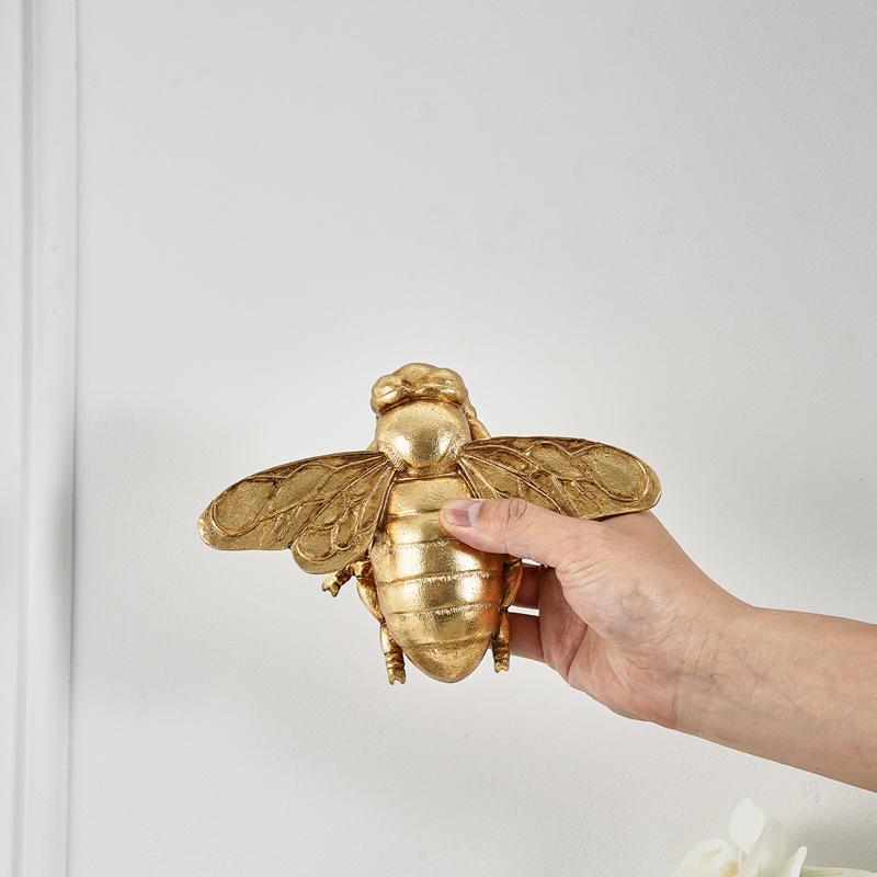 Creative Golden Bees Wall-mounted Crafts Gallery Home Decoration Wall Sculpture, Simulate Insect Ornaments Pendant Resin Statue