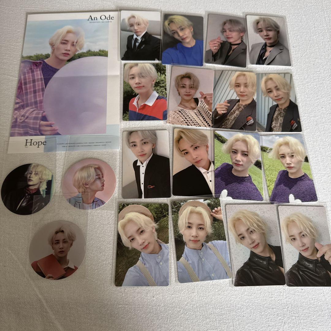 

[USED] Seventeen Jeonghan Trading Card Bi-fold Poster An ode