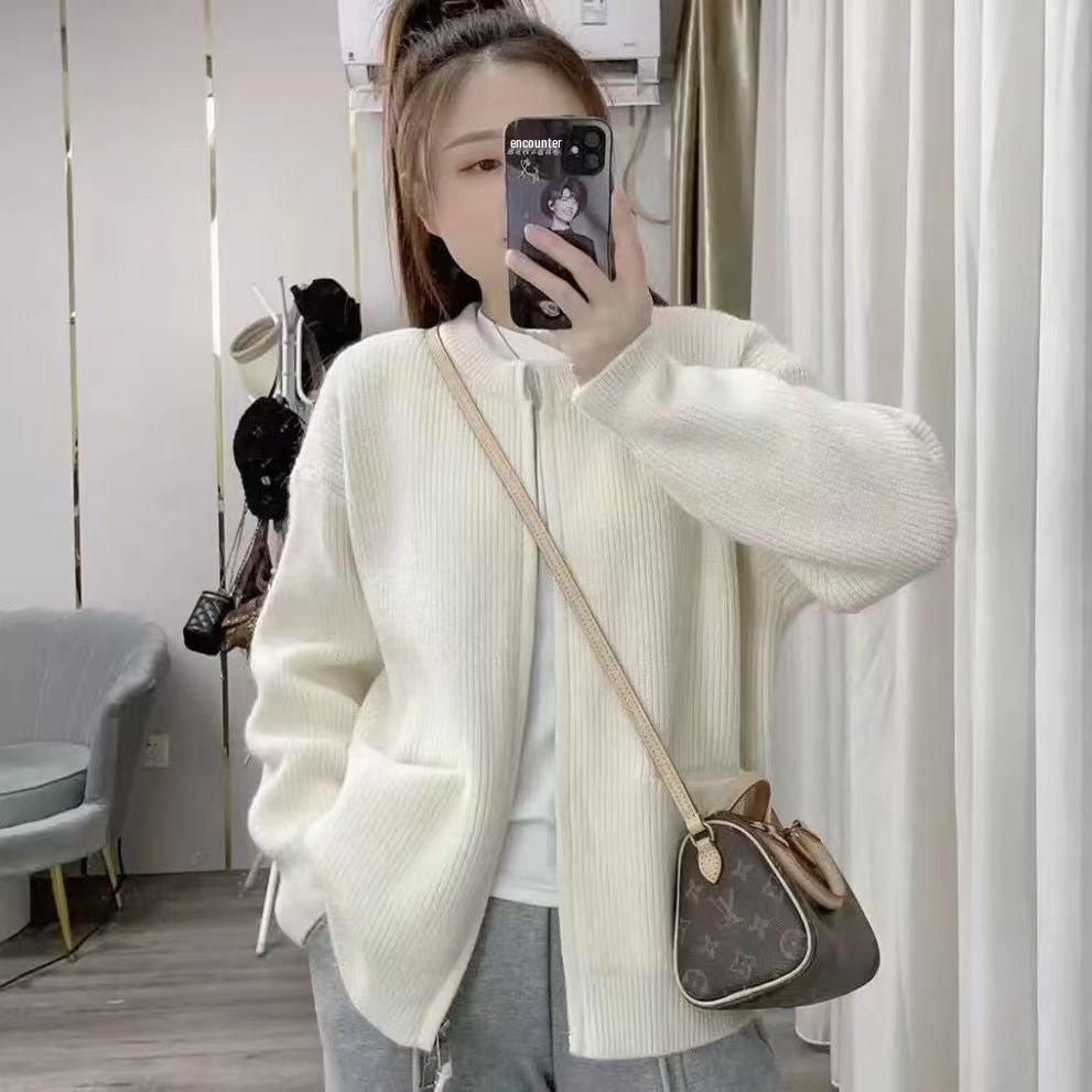 Korean Style Knitted Zipper Round Neck Cardigan - Retro Spring/Autumn Sweater