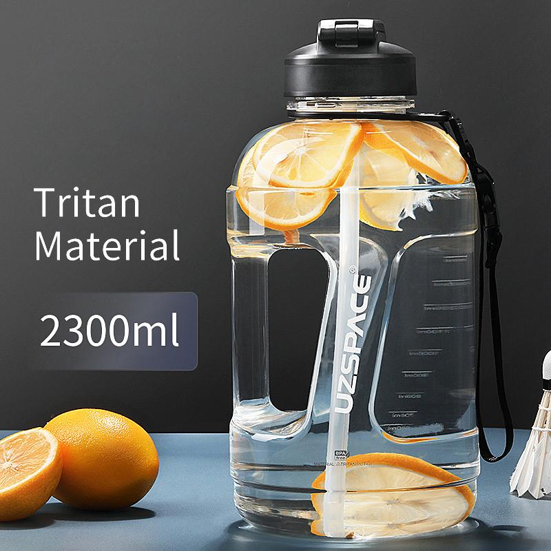 

Бутылка для воды на галлон с соломенной ручкой, 2,3 л, большой многоразовый кувшин для воды из тритана, не содержит BPA, для фитнеса и спорта, чтобы пить больше воды ежедневно