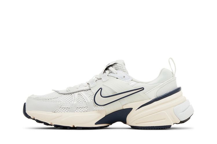 Nike V2K Run Platinum Tint (Women's) Sneakers