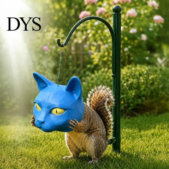 Squirrel Snack Holder Cat Head Feeder, Funny Animal Face, Outdoor Hanging Plastic Wildlife Feeder Garden Feeding Station for Backyard Patio Decor Face