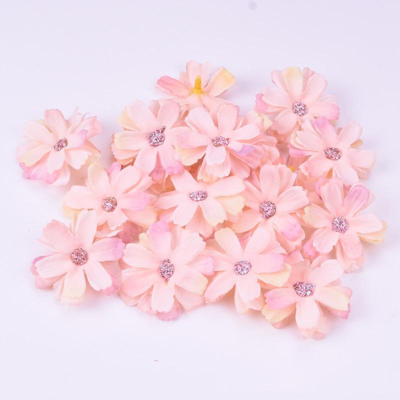 20/30Pcs Silk Daisy Artificial Flower Head Home Room Decoration Craft Flower Wreath DIY Party Bridal Wedding Decor New Year Gift