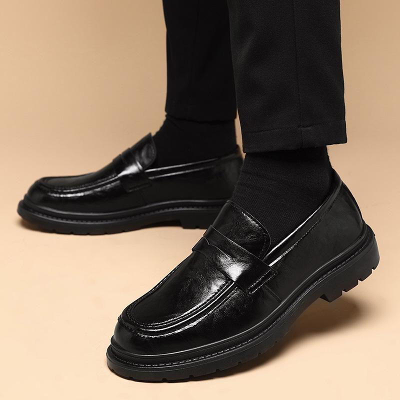 Black men's loafers Minimalist and design style Leisure Business Office Daily Office Party Leather shoes Gentleman adults