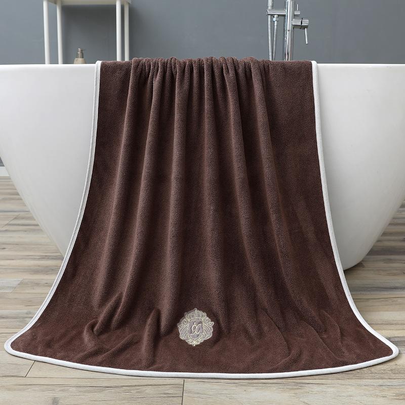 

Полотенце для ванны из кораллового флиса Полотенце-обертывание для ванны Большое полотенце Впитывает воду Нелегко линяет Утолщенное Зимний школьный сезон Студенческое общежитие 70*140cm темно-коричневого