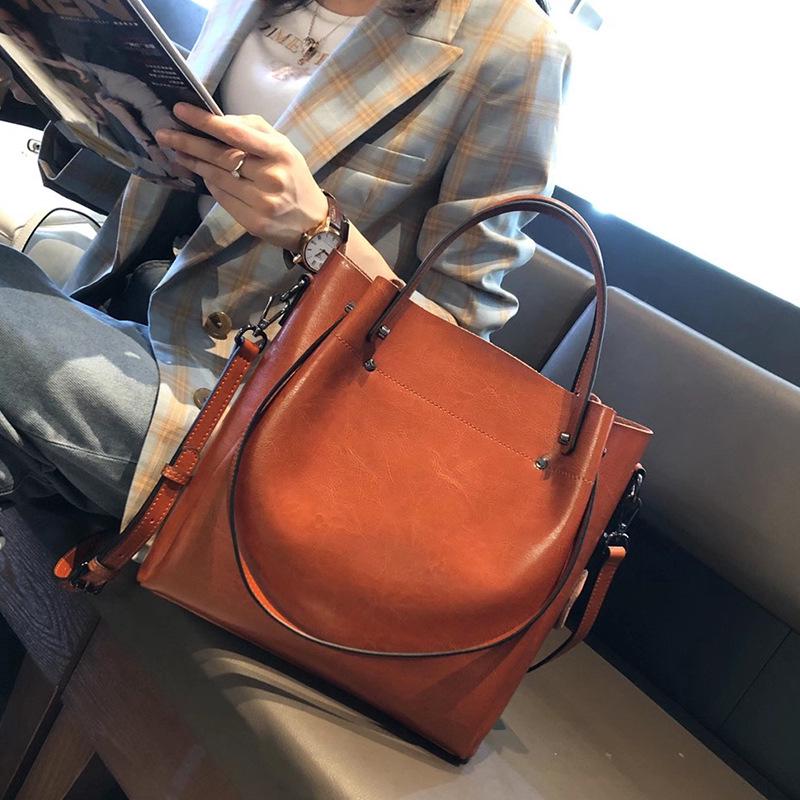 2025 Cowhide Women's Versatile Handbag, Genuine Leather Commuter Shoulder Bag - European/American Style, Large Capacity, High-End Feel