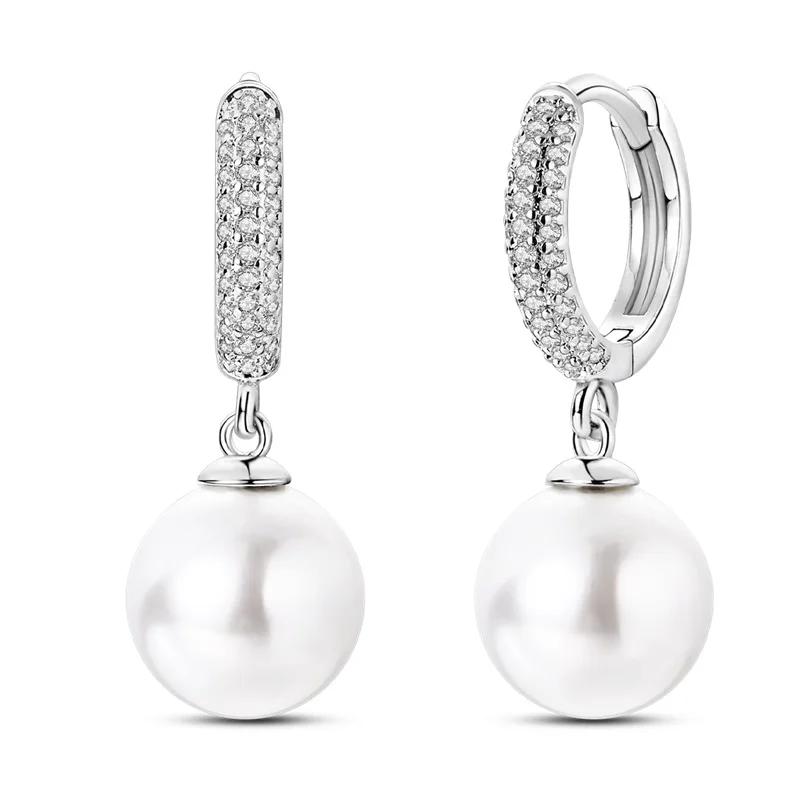 Luxury Copper Pink Sparkling Heart Pearl Earring Glitter Iris Butterfly Stud Earring Mature Glamor Women Jewelry Accessories