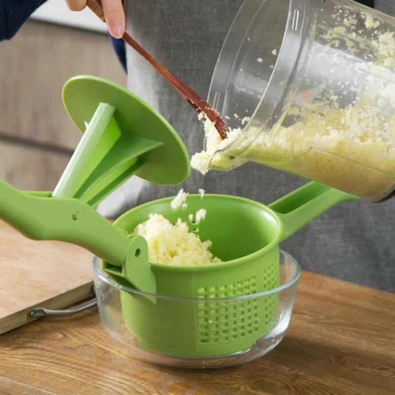 Household Potato Press Masher Fruit Vegetable Press Juicer Crusher Squeezer Home Hand Pressing Dehydrator Kitchen Cooking Tools