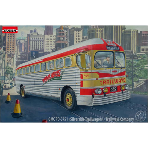 Roden 1/35 Scale American PD3701 Silverside Coach, Trailway, 1950, Plastic Model Kit RE35819