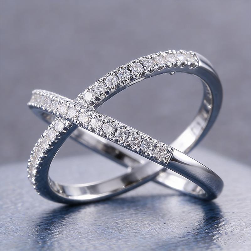 Simple and Elegant Cross Set Zirconia Diamond Ring for Women, Fashionable and Versatile, Creative, Elegant and Sweet Ring