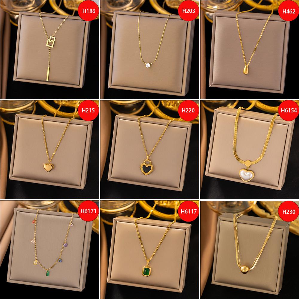 Elegant Titanium Steel Clavicle Necklace for Women - Trendy, Durable, and Fashionable