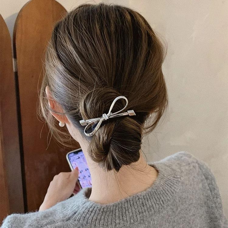Exquisite Silver Bow Side Bangs Hair Clip for Women - Duckbill Design with Ponytail Ring