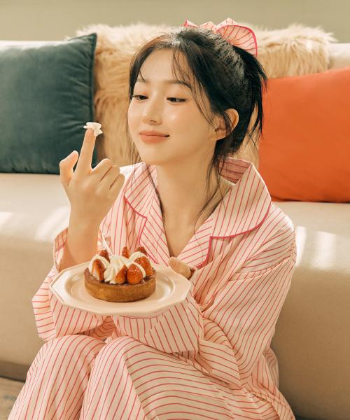 [Dossy] Silk-Fit Lovesome Long-Sleeve Couple Pajamas Set [Shipped from Korea] 100% Authentic