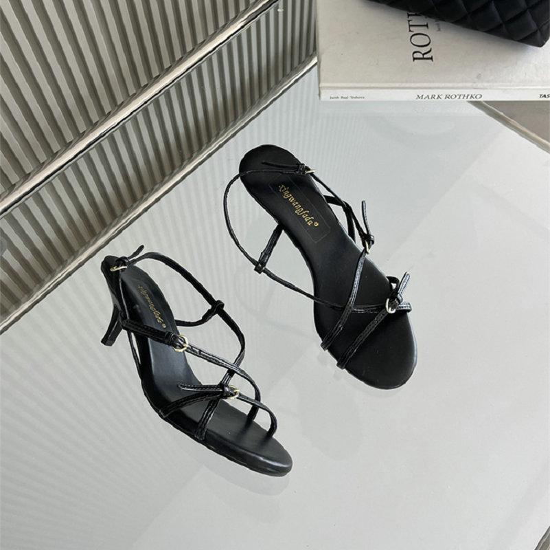 Fashion The 2025 Summer New Minimalist Women'S Round-Toe Cross-Strap Mid-Heel Sandals With Cross-Thin Straps And A One-Button Fairy Styl