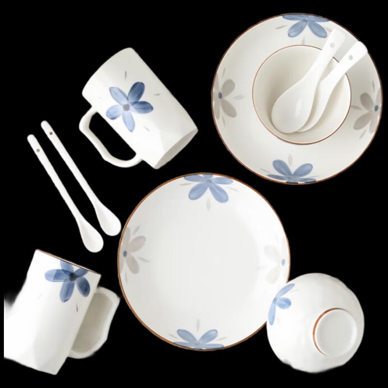 CODA Blue and White Porcelain 10-Piece Dinnerware Set