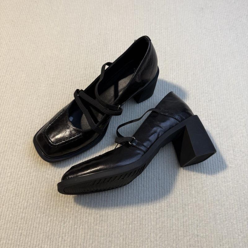 French retro square head delicate silent thick heel Mary Jane shoes high heel small elastic band single shoes small leather shoes