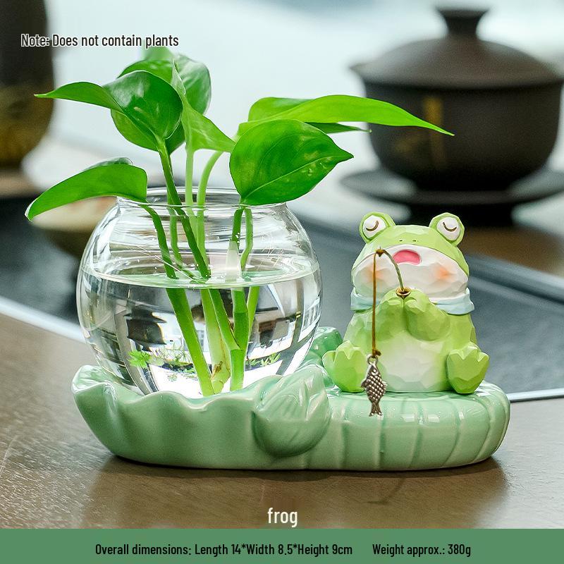 Frog-Themed Hydroponic Vase for Office Decoration