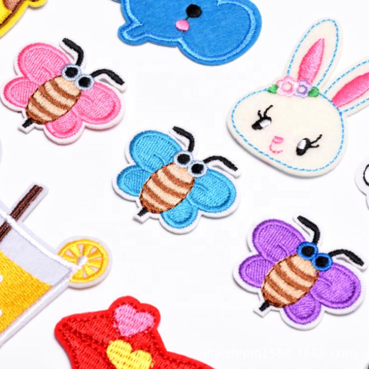 China Factory in Stock Custom Embroidered Badges Low MOQ Custom Garment Accessories Embroidered Patches for Kids Decorations