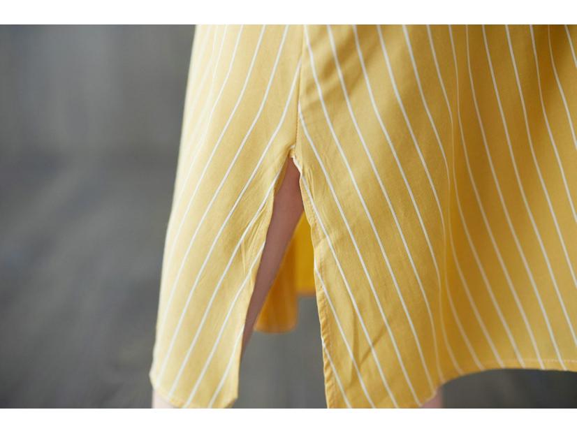 Frühling/Sommer 2023 Damen Übergröße Gestreiftes Lässiges Langes Kleid - Literarischer Stil, Lockere Passform, Schlankmachender Effekt