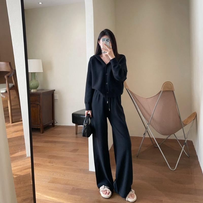 Costum tricotat sport casual stil mărime mare pentru femei, toamnă și iarnă nou, cardigan cu glugă, pantaloni cu picior lat, set din două piese pentru femei