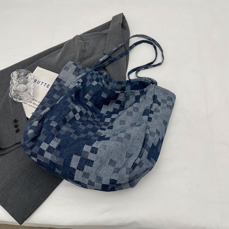 

Джинсовая сумка Женская большая вместительная сумка с принтом Сумка на плечо синий