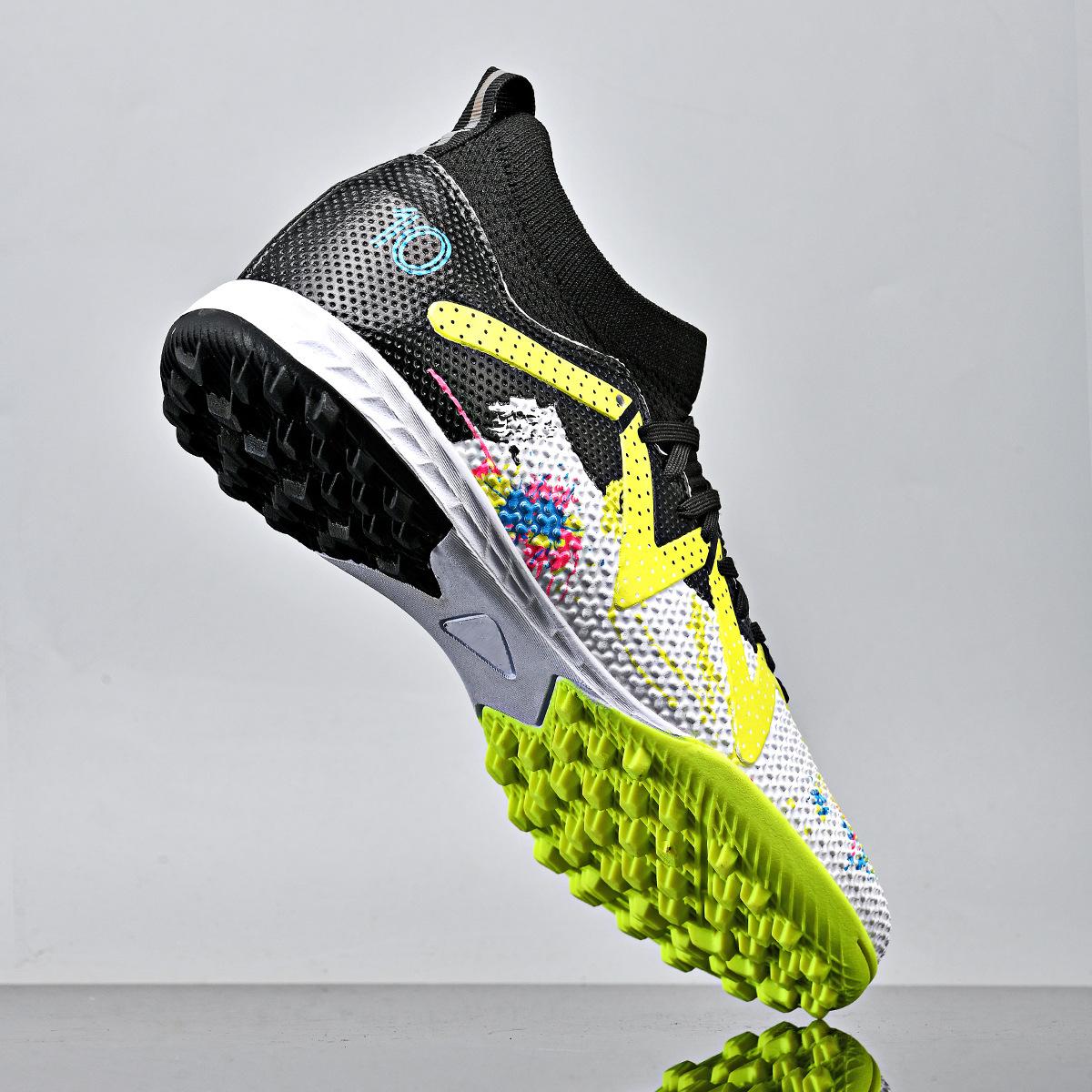 

Overseas football shoes AG long nails TF broken nails high top male and female teenagers factory spot direct sales non-slip 35