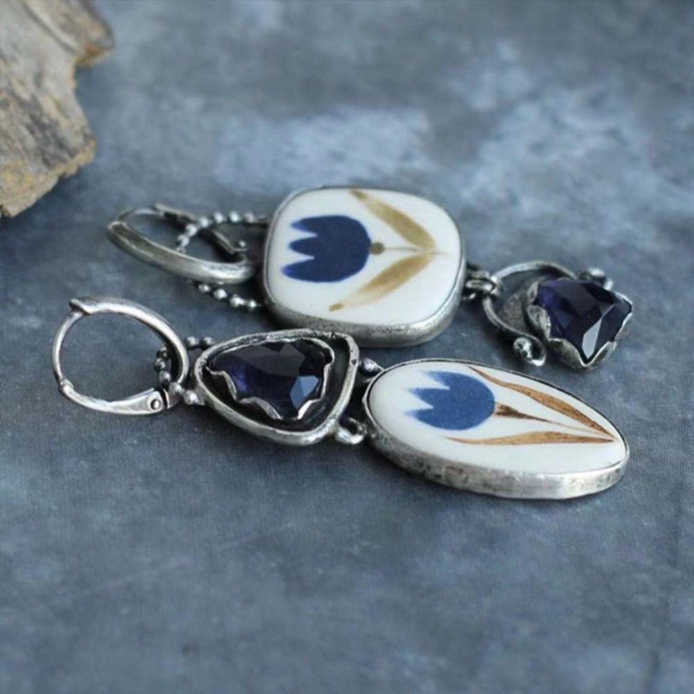 Fashion Enamel Leaf Earrings Elegant Rhinestone Dangle Earrings Geometric Drop Earrings  for Women