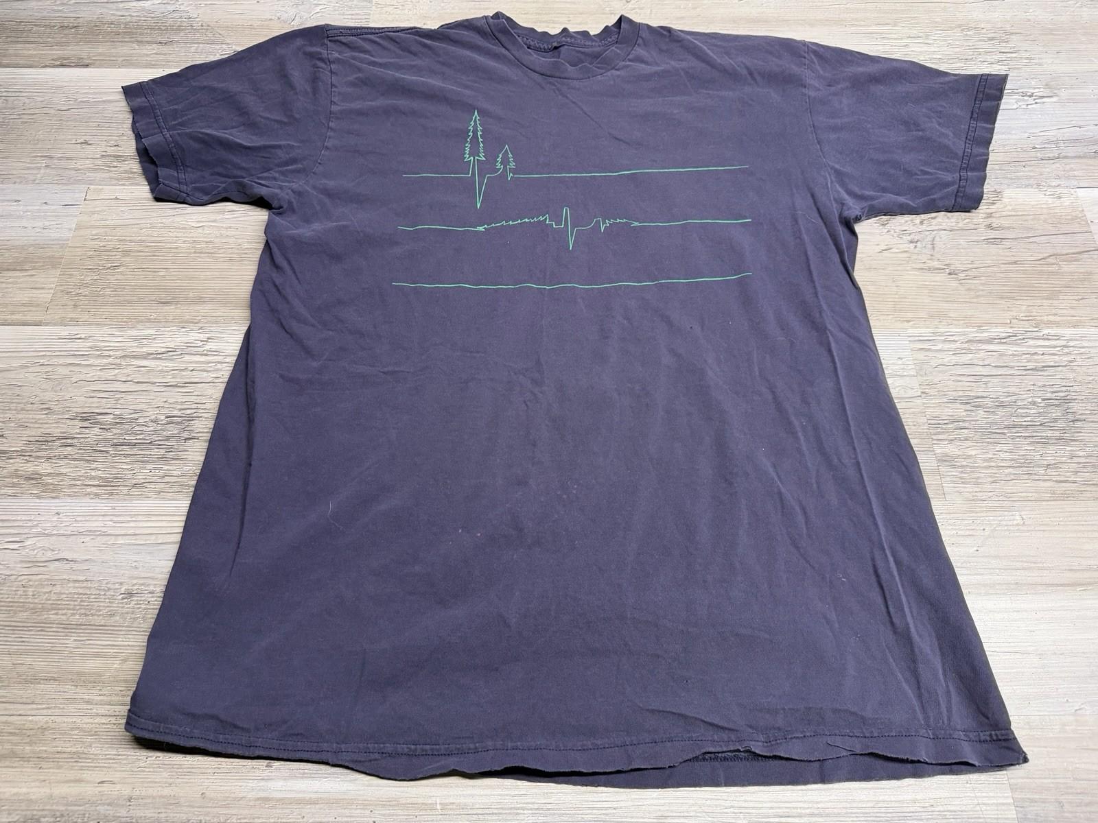 Vintage Nature Trees Heartbeat T-Shirt Sun Faded Black Graphic Tee Size XL Unisex T-Shirt S