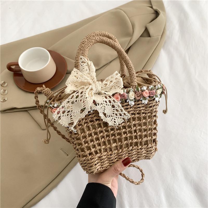 Handwoven Messenger Bag Rattan Flower with Lace Bow Design Shoulder Bag Portabl Storage Crossbody Handbag for Daily Leisure CLE