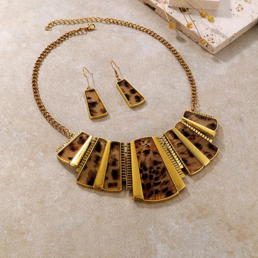 European and American foreign trade new  fashion retro leopard print necklace alloy exaggerated earrings necklace set jewelry women