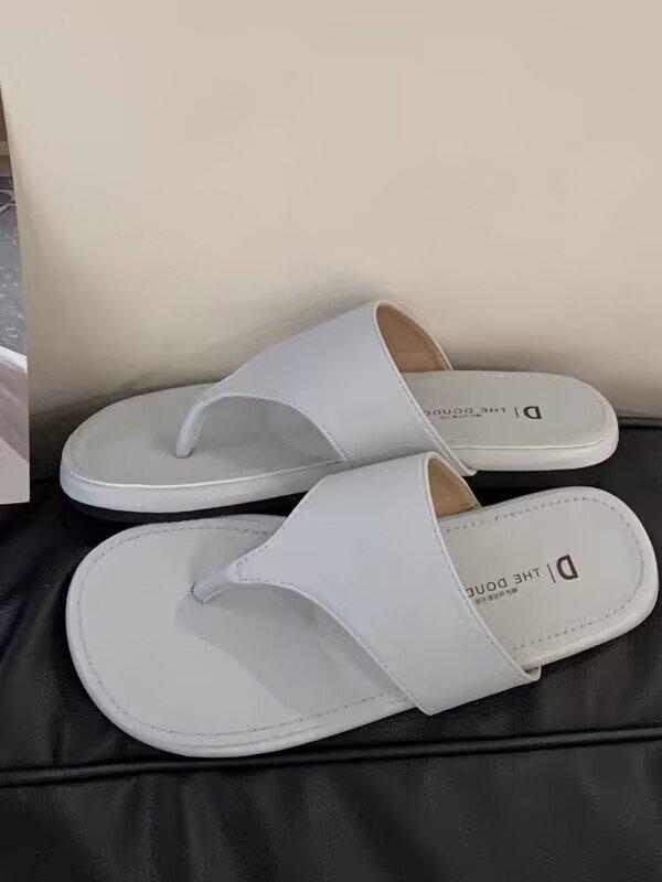 Flat-bottomed Flip-flops for Women's Outer Wear 2025 Spring and Summer New Vacation Travel Beach Shoes Soft-soled Feet Cold Slippers for Women