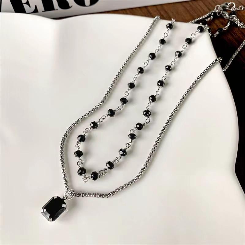 New black crystal double-layer stacked Spice Girl necklace women's summer collarbone chain decorative neck chain