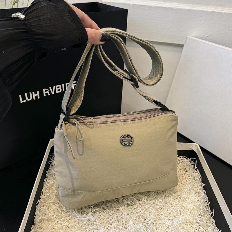 

Нейлоновая тканевая сумка-мессенджер многослойная новая трендовая многофункциональная повседневная водонепроницаемая портативная модная на плечо хаки